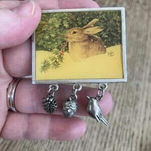 Vintage ST Marjolein Bastin Rabbit Snow Brooch Pin 2" Winter Bunny Pewter